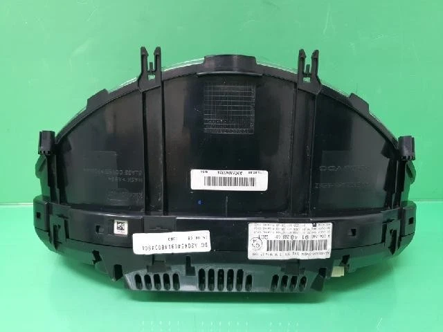 Mercedes-Benz C230 2009 grupos de instrumentos 2045409148 Foto 3 de 4