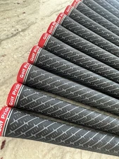 Golf Pride Z Grip / TaylorMade Logo, Black/Red, 60 Round, +/- 53g, 13 Grips, NEW