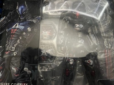 REVOLTECH Amazing Yamaguchi Arkham Knight