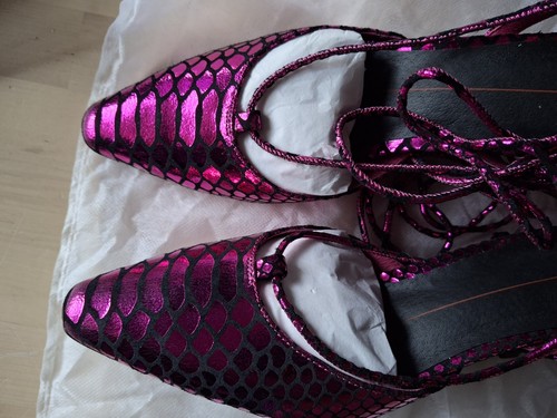 Mollini Augusty Fuchsia Metallic Snake Heels Size 39 RRP $199.95 - Picture 11 of 11