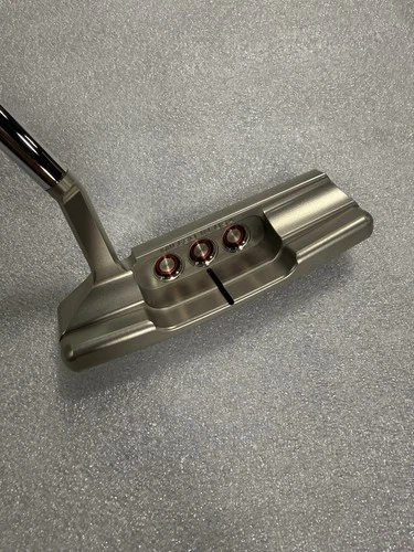 Scotty Cameron Newport 2.5 Special Select 35” RH W Head Cover Mint Condition