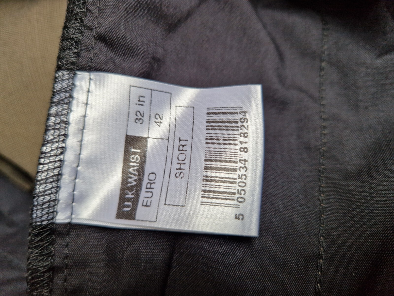 Brand New Gents suit (Beige) image 9