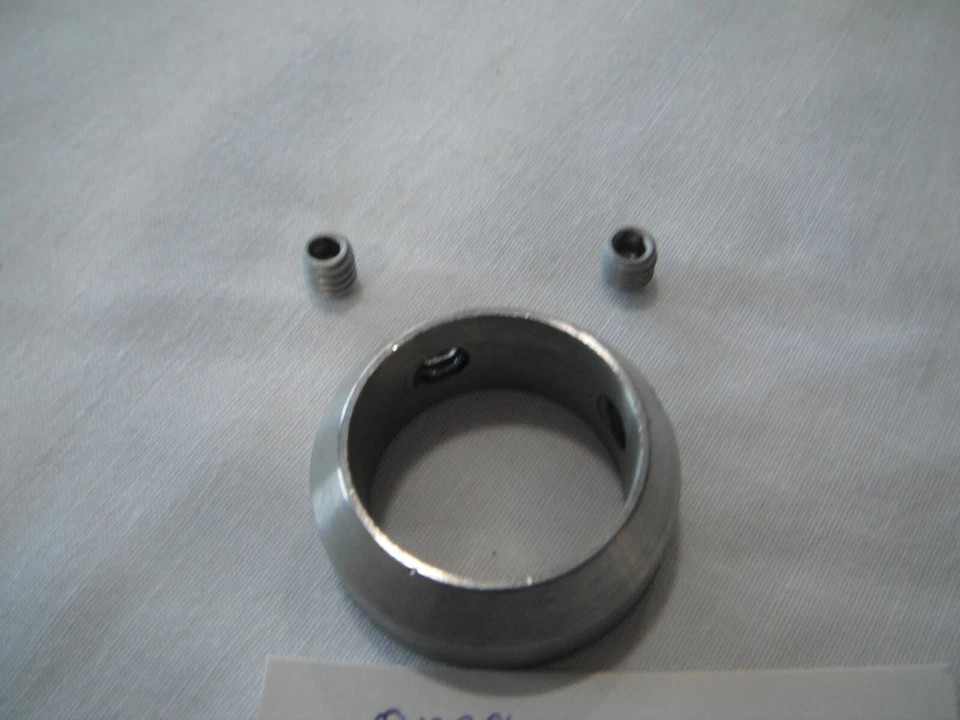 Johnson Evinrude OMC Electric Trolling Motor 435539 Adjustment Ring & Screws - Image 2 of 3