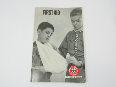 VINTAGE 1971 FIRST AID BSA BOY SCOUTS OF AMERICA MERIT BADGE SERIES ...