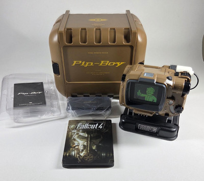 Fallout 4 Pip-Boy Model 3000 Mk IV Collector's Edition Case W Display Stand