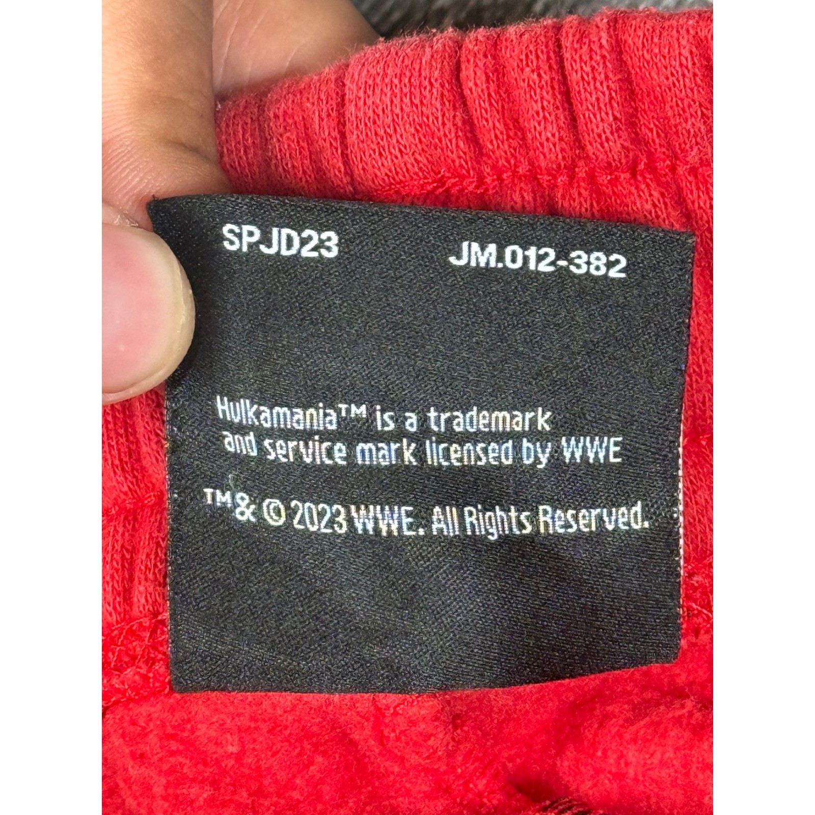 Hulk Hogan Hulkamania WWE Shoe Palace Red Shorts Mens Size Large thumbnail 3