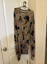 Women’s Gold Slit Dress. Size 1X.  Brand Is Fashion Nova