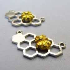 Queen Bee Honeycomb 25mm Silver Plated Connector Charms C1385 - 2, 5 Or 10PCs