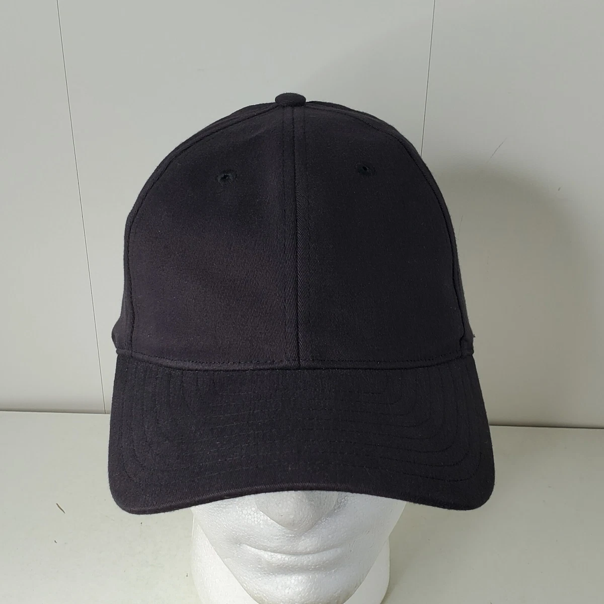Fitted baseball caps sales no logo