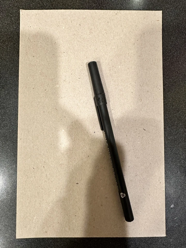 Bloc de notas y bolígrafo adicional Walt Disney World Resorts último en stock ❤️ Foto 4 de 4