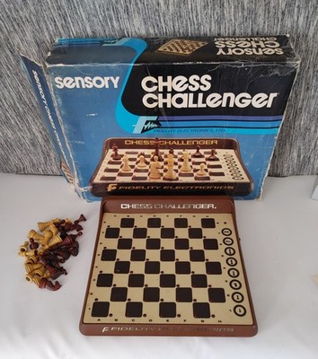 FIDELITY ELECTRONICS Challenger Sensory Chess Vintage USA, Missing One Piece 