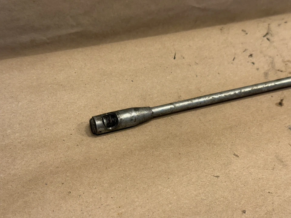 Jaguar XKE E-Type Triple SU Carburetor Linkage Adjuster Arm OEM - Image 3 of 4