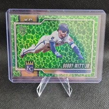Topps 2026 Series 1 Bobby Witt Jr. Green Leaf Foil #205 Kansas City Royals