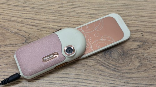 Boxed Nokia 7373 - Pink L 'Amour Collection Mobile Phone - Vintage Collectible - Picture 14 of 19