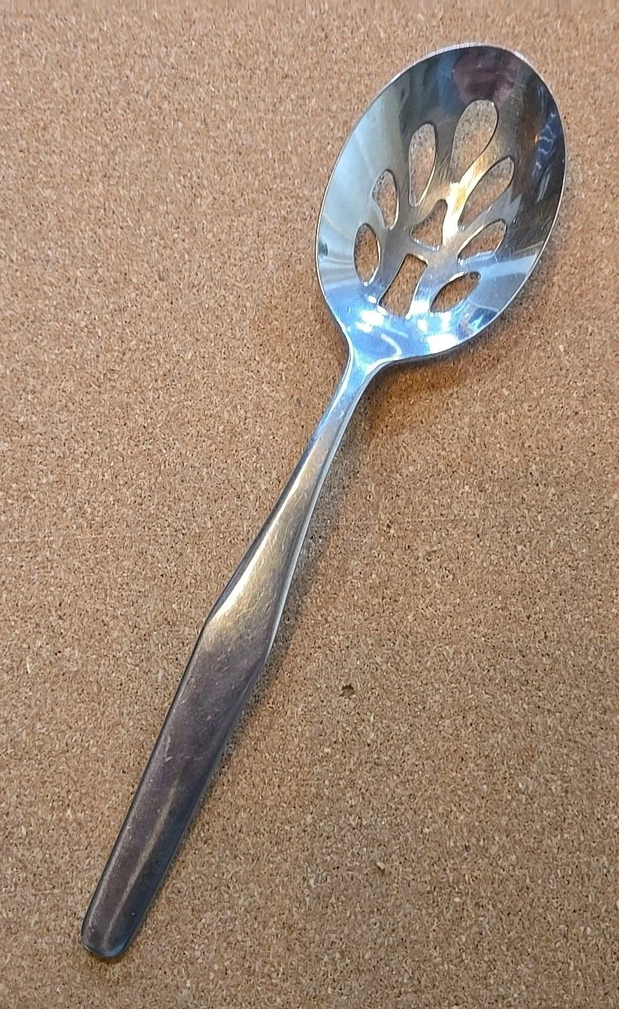 WALLACE Stainless PIERCED SERVING SPOON - Unknown Pattern - 8" Long
