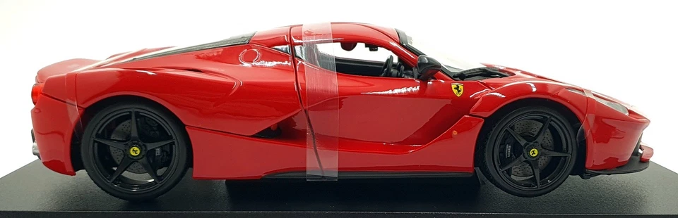 Maisto 1/18 Scale Diecast 46629 - La Ferrari - Red - Image 3 of 4