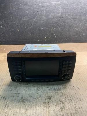 2006-2008 Mercedes W251 R350 R320 Head Command Navi Radio CD Player Y7404 DG