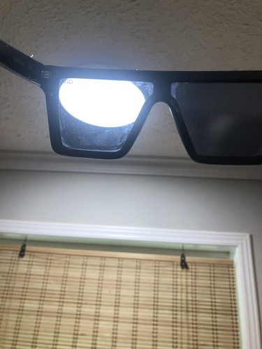 Quay Midsight 125 Sunglasses With Oversized Flat Top Design & Black Frame Read - Picture 15 of 16
