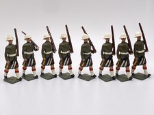 Vintage Britains Queens Own Cameron Highlanders Lot of 8 Figures