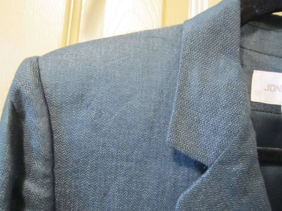 CHAQUETA BLAZER TALLA 8 JONES NEW YORK MUJER VERDE PINO 100% LINO, HECHA EN EE. UU., USADA EN EXCELENTE ESTADO Foto 2 de 4