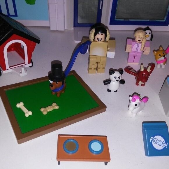 Roblox Celebrity Adopt Me Pet Shop Playset - ROG0177 for sale online