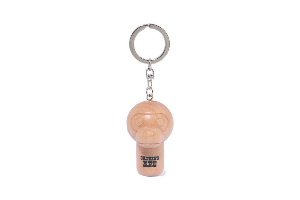 小物 APE HEAD WOOD KEYCHAIN Ape Head Wood Keychain
