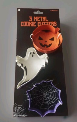 3 Ausstechformen aus Metall. Halloween, Kürbis, Geist, Netz. M&S. Amscan