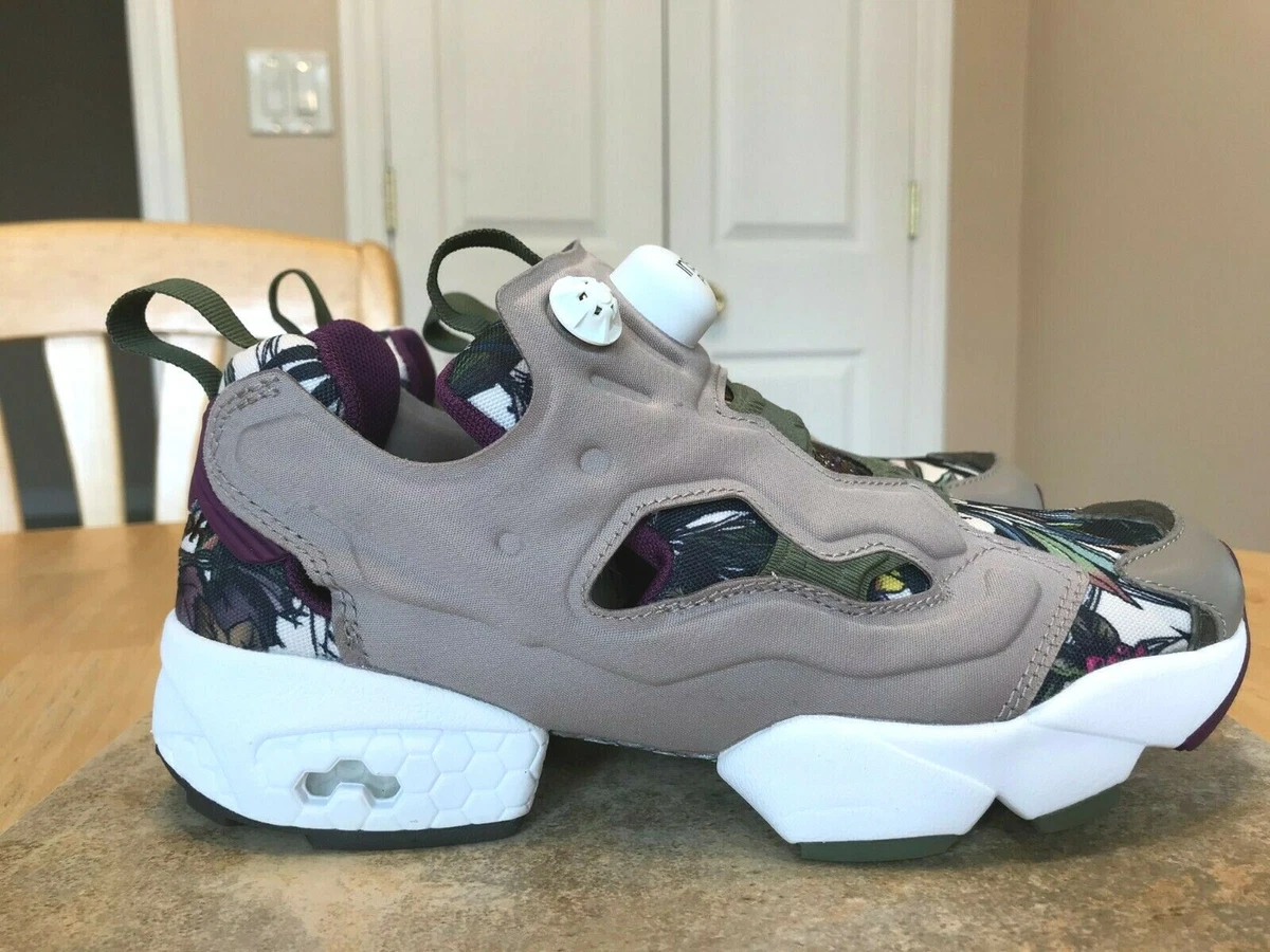 REEBOK INSTAPUMP FURY BOY'S SIZE 5 SHOE'S BEACH STONE
