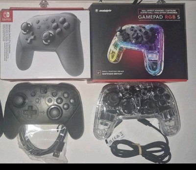 Nintendo Switch Pro Controller und Controller Snakebyte