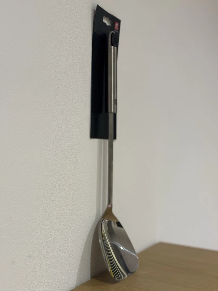 Zwilling Pro Tools Stainless Steel Wok Turner Brand New with Tag Dishwasher Safe - Image 2 of 4