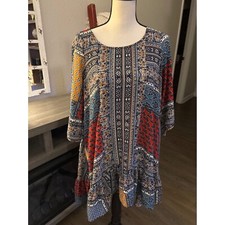 Hayden Los Angeles Medium dress 3/4 sleeve blue red