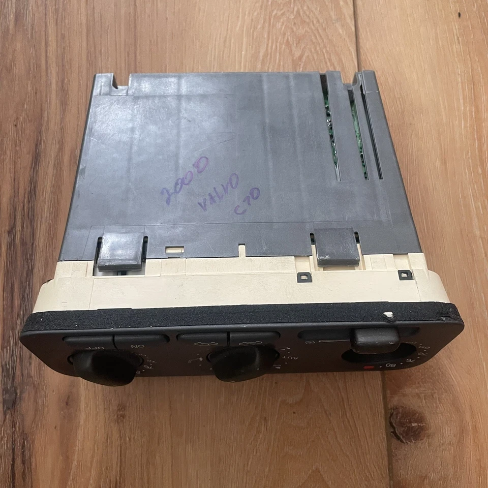 1999 - 2004 年沃尔沃 S70 前仪表板温度气候控制组件原始设备制造商 — 第 4/4 张图片