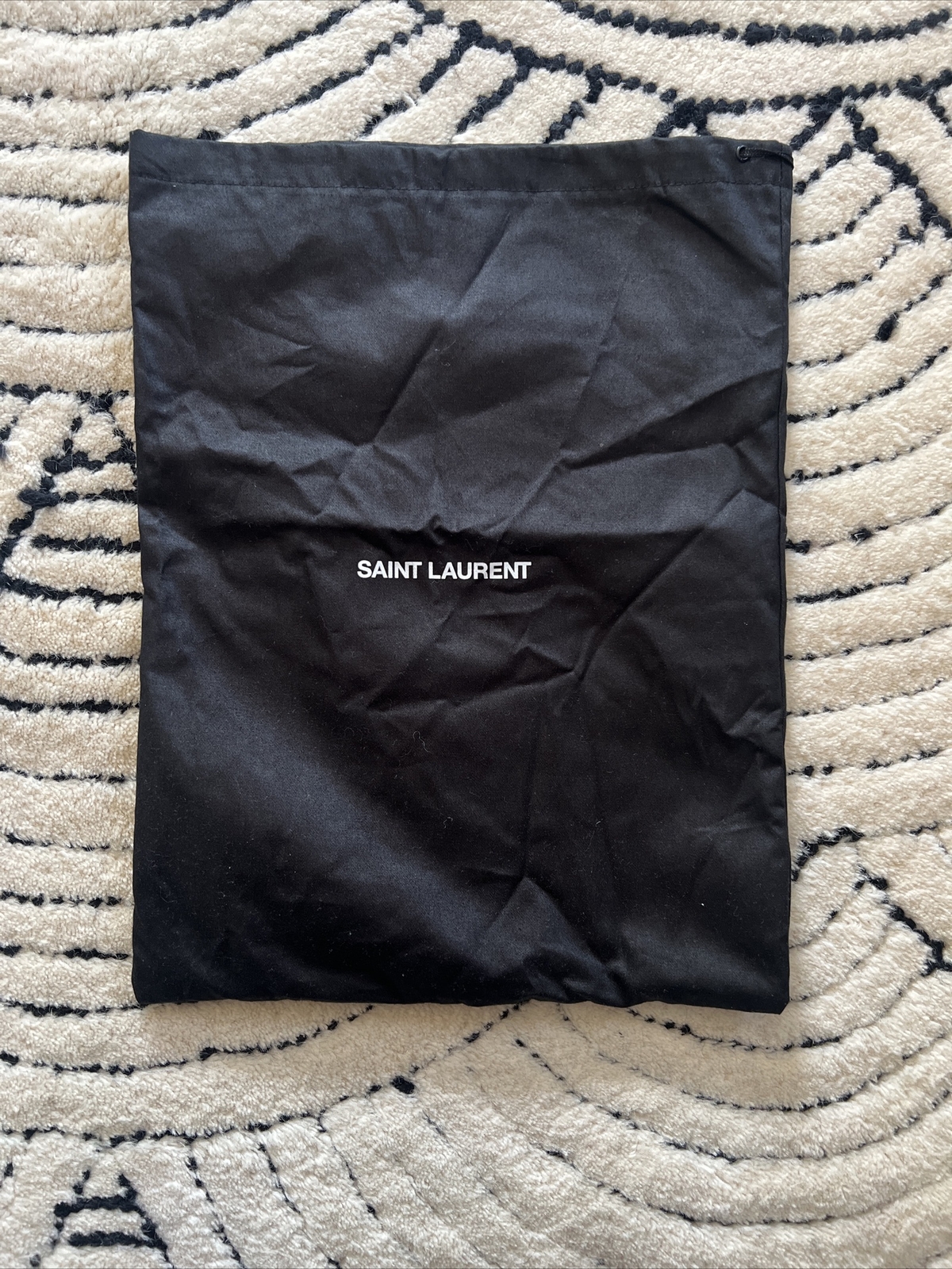 Sacchetto polvere con cordino Saint Laurent nero nuovo.