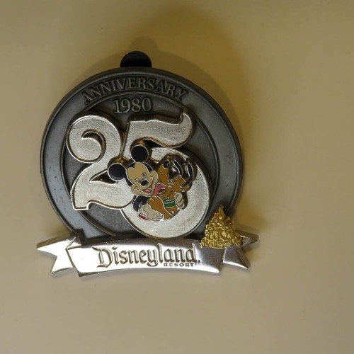 Disney Trading Pin 39263 Magical Milestones 1980 25th Anniversary Of
