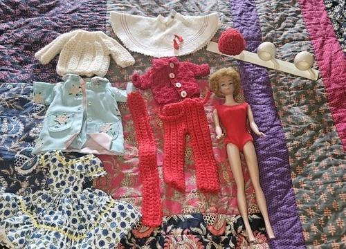Vtg 1962 Barbies Friend Midge Bubblecut w/Clothes Accessories & Barbie Red Case