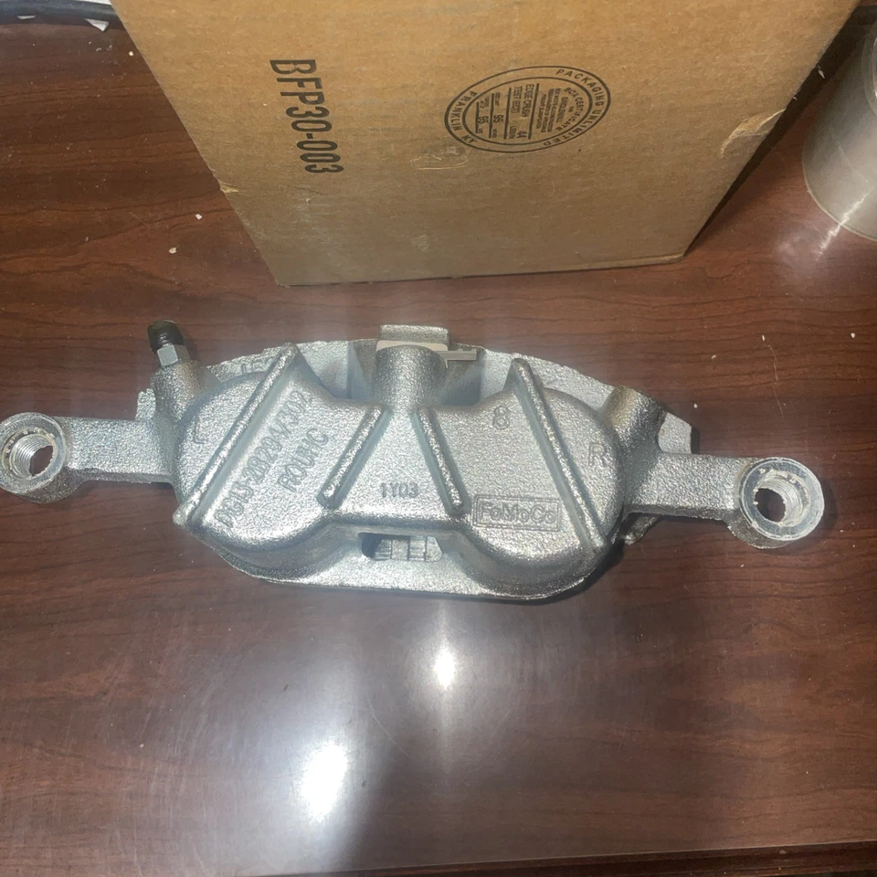 Pinza Ford DG1Z-2B121-A Foto 2 de 4