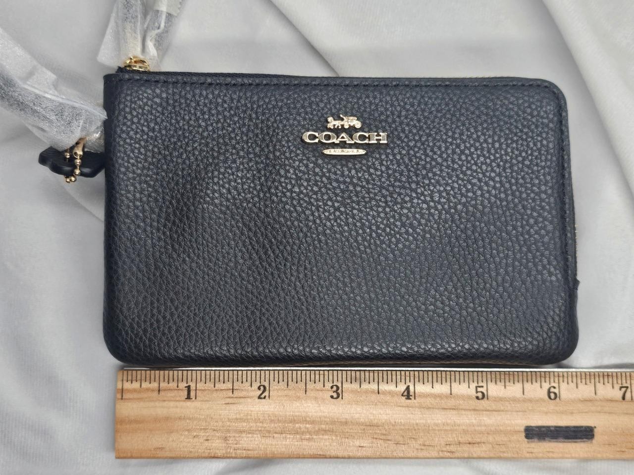 NWT COACH PEBBLED LEATHER DOUBLE ZIP BLACK WALLET W/ WRIST STRAP~FREE US S&H thumbnail 6