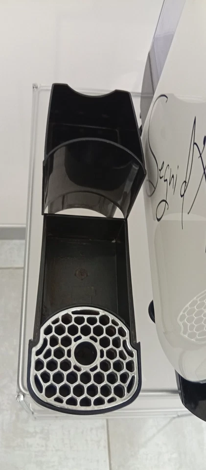 macchinetta caffe SGL Capsule Ricondiz  +  100 Capsule Omaggio Segni D'arte - Immagine 4 di 4