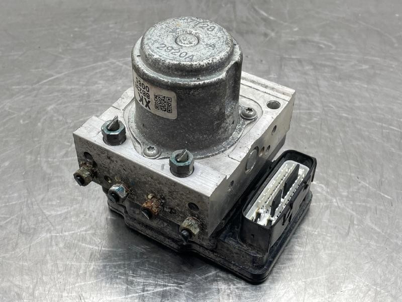 2016-2018 Honda HRV ABS Anti-Lock Brake Pump Module Assembly AWD OEM