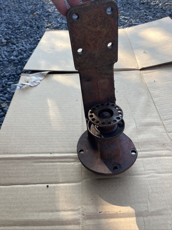 McCormick Farmall F12 IH tractor ORIGINAL magneto mounting drive bracket