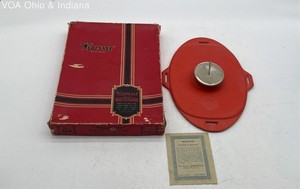 Wearever No 156 Oval Ice Cap Red Rubber Faultless Rubber Co Vintage in Box
