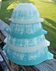PYREX  CINDERELLA AMISH BUTTERPRINT NESTING BOWL SET OF 4  441, 442, 443, 444