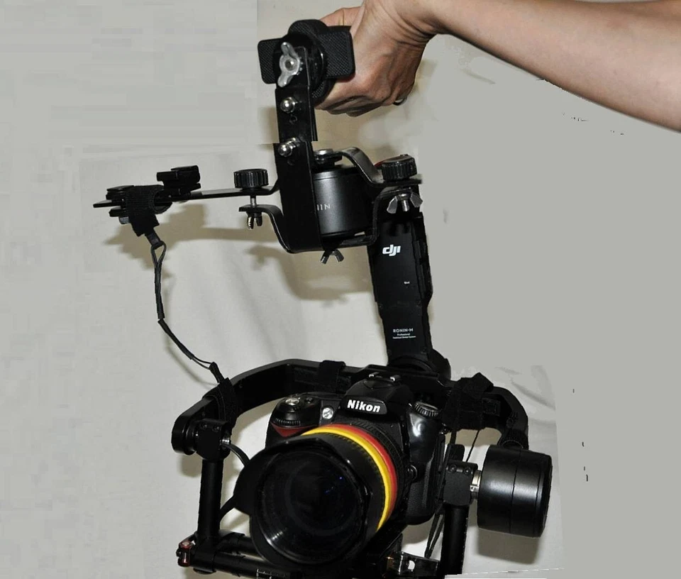 3-осевой ручной карданный стабилизатор DJI RoninMX б/у G2U - Изображение 2 из 4
