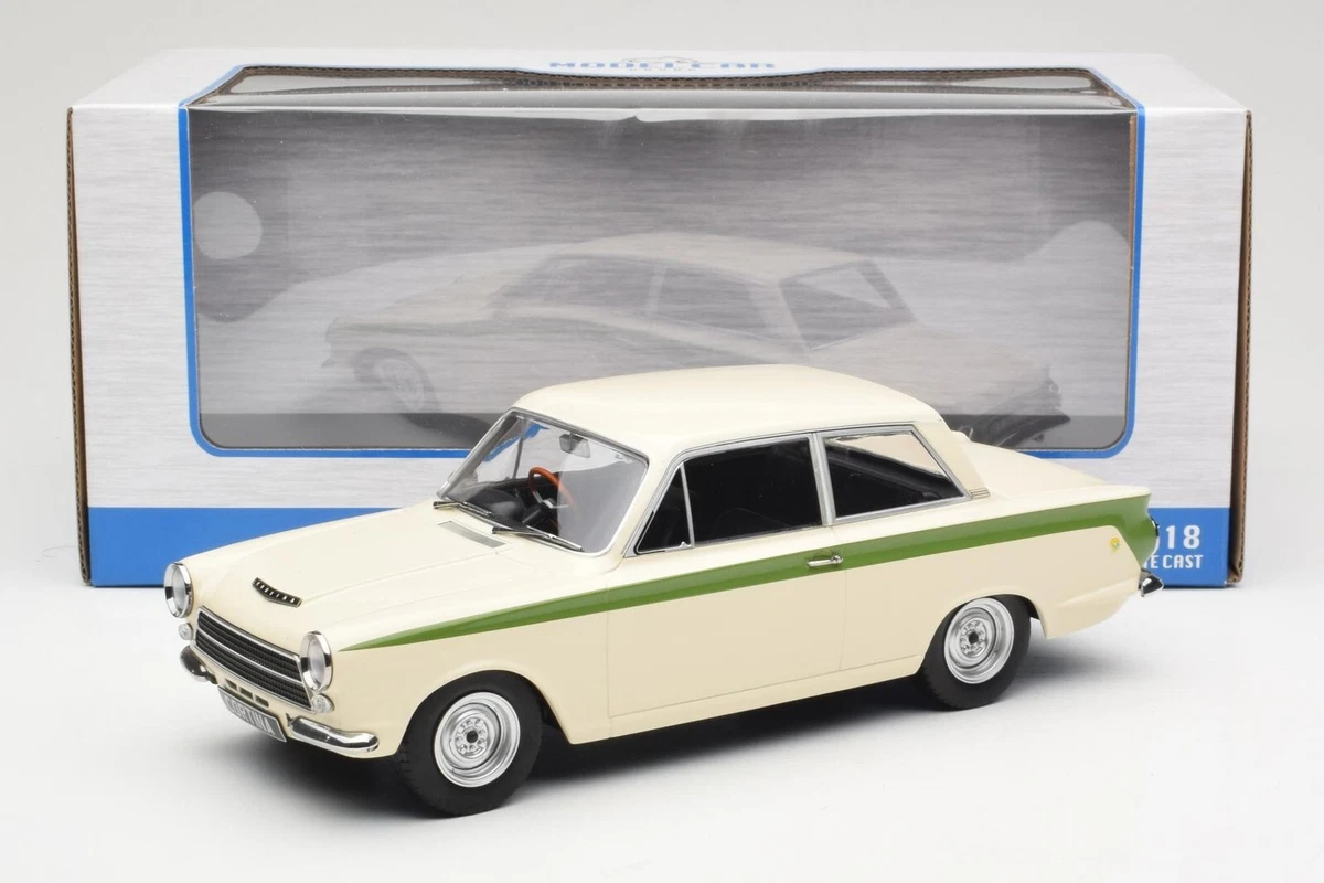 Ford Lotus Cortina MK I del 1966 rossa a 1/18 di Model Car Group MCG MCG18532