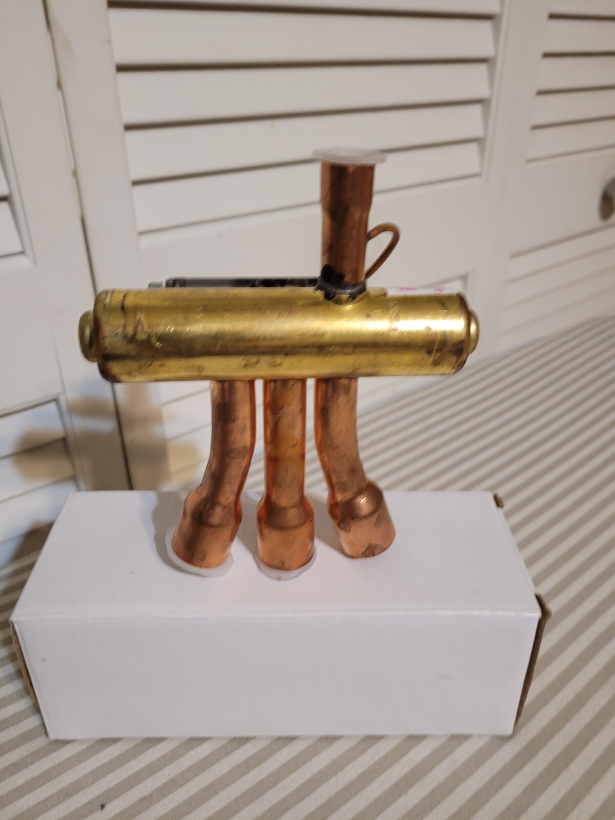 Sanhua Four  Way Directional Valve SHF(L) 11H-46D1-GM W82944 -1Pcs New