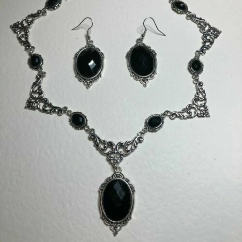 Schwarze Modeschmuck-Sets