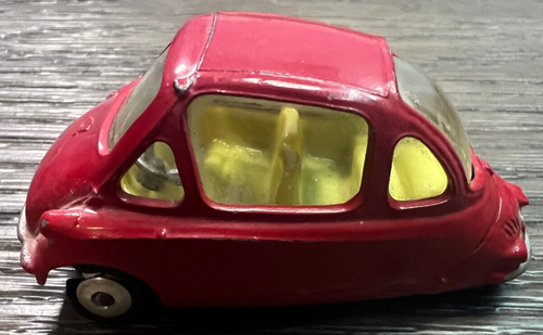 Corgi Toys Heinkel 1/43 Rouge – Miniature Voiture Ancienne – Collection ZAMAC