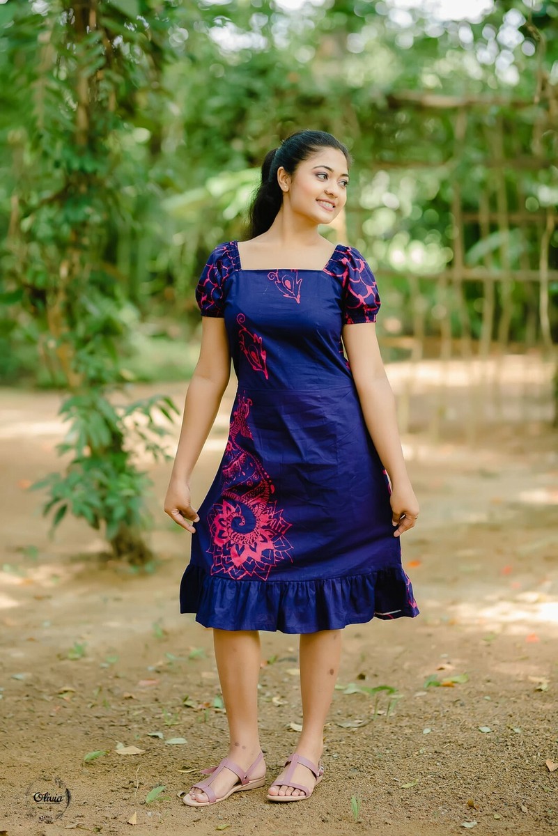 Sri Lanka Short Frock Design For Ladies Casual Bathik Frocks