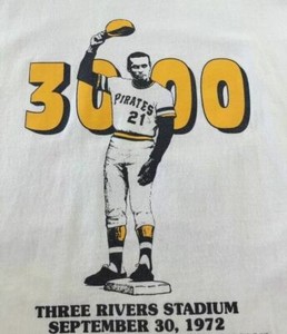 roberto clemente t shirt