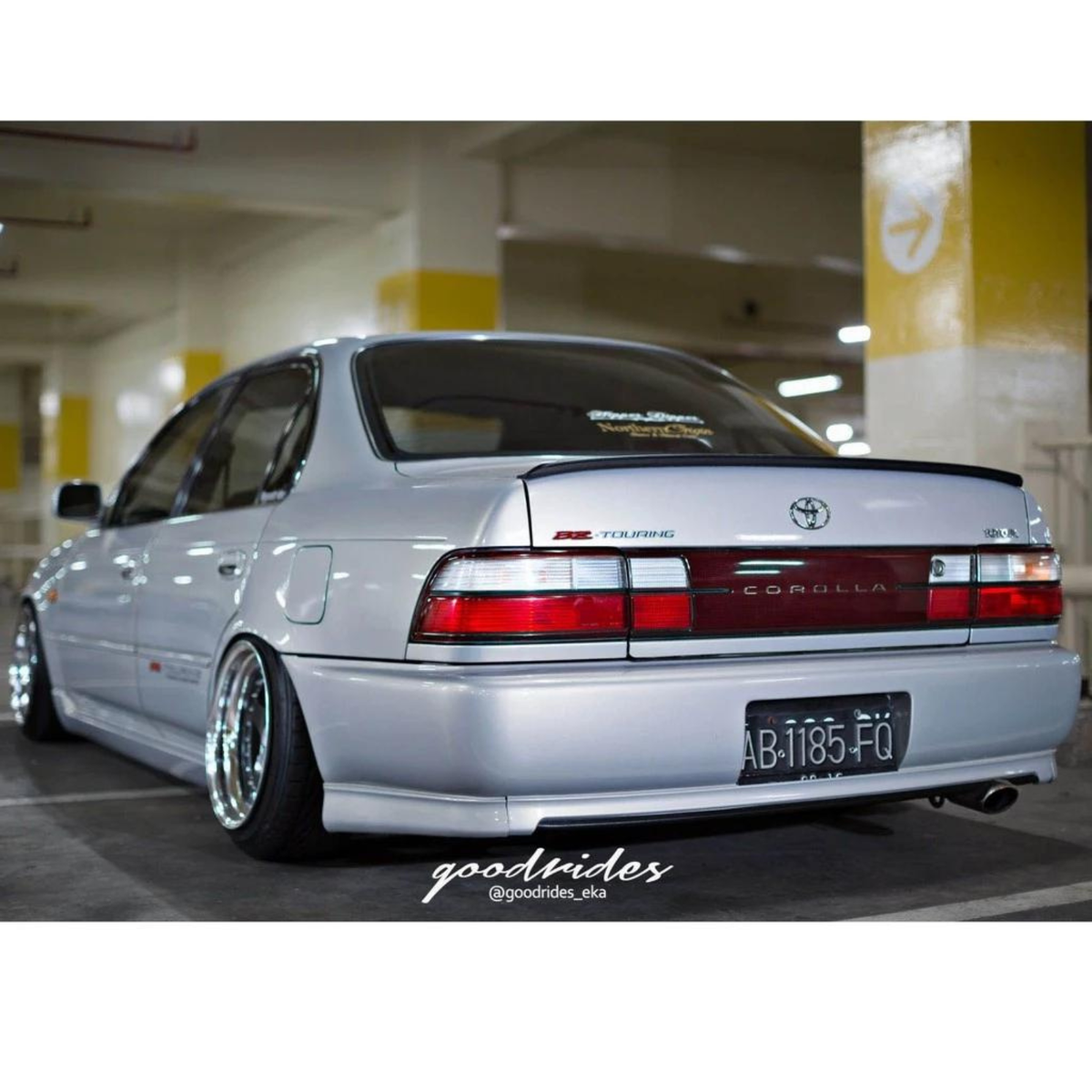 1992-1995 Toyota Corolla AE100 AE101 4dr Fit For JDM Style Rear